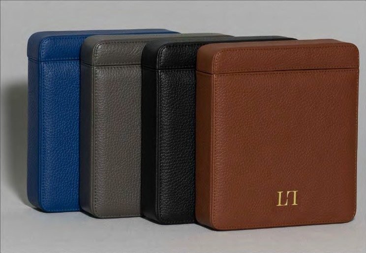 Étuis rigides : Cuir bleu, gris, noir et cognac